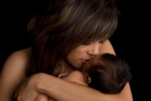 161685587 mom breast feed