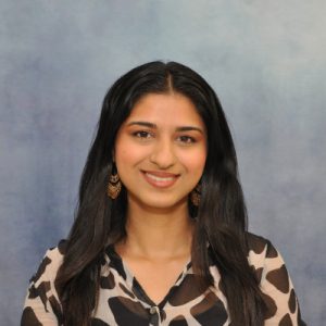 Headshot of Alisha Mir, a resident working with Jamaica Hospital Medical Center's Family Medicine residency program.